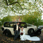 Click to view wedding photos at Winchester College
